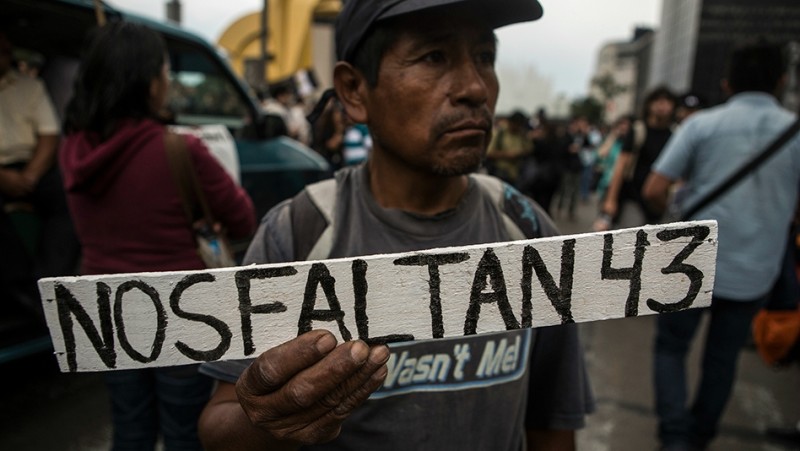 Se acabó la &#39;Verdad Histórica&#39; de Ayotzinapa; Interpol busca a Tomás Zerón: FGR