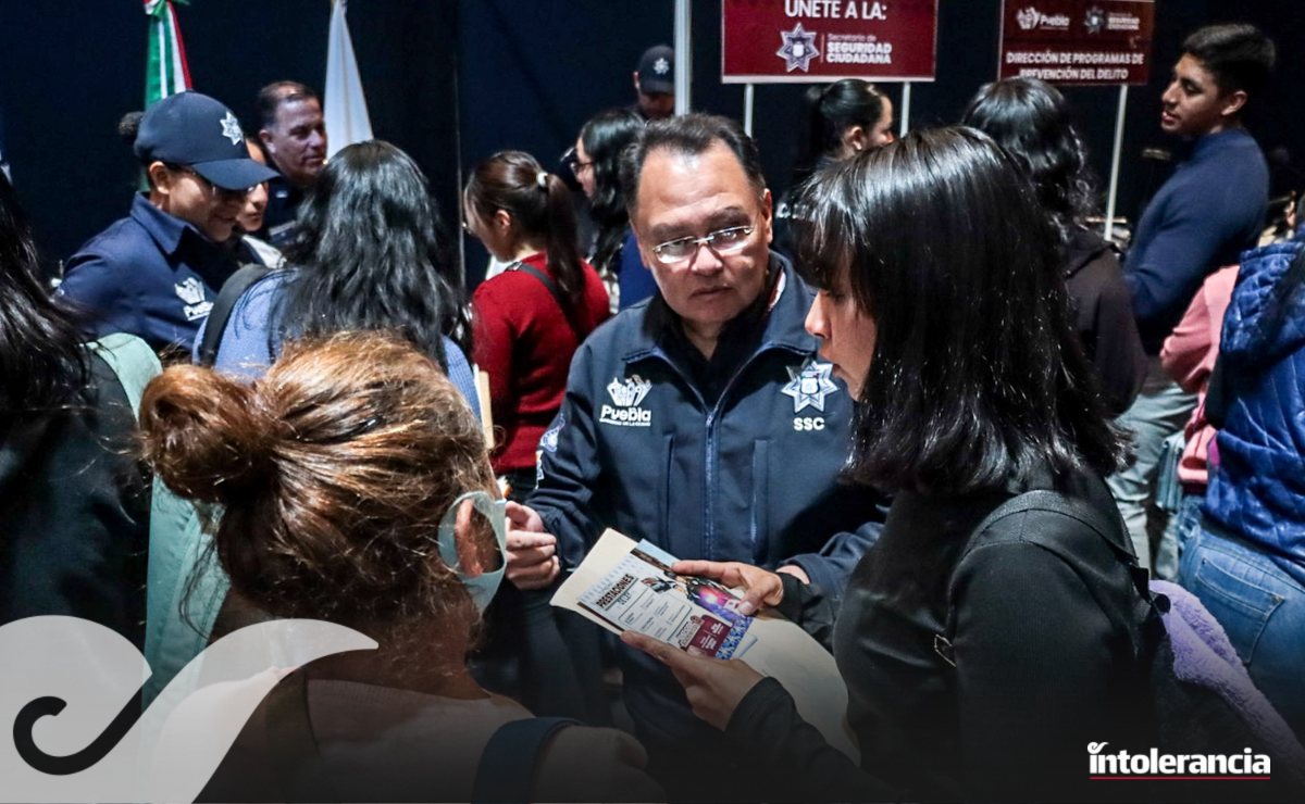 Más de 7 mil poblanos consiguen empleo en la primera feria del año