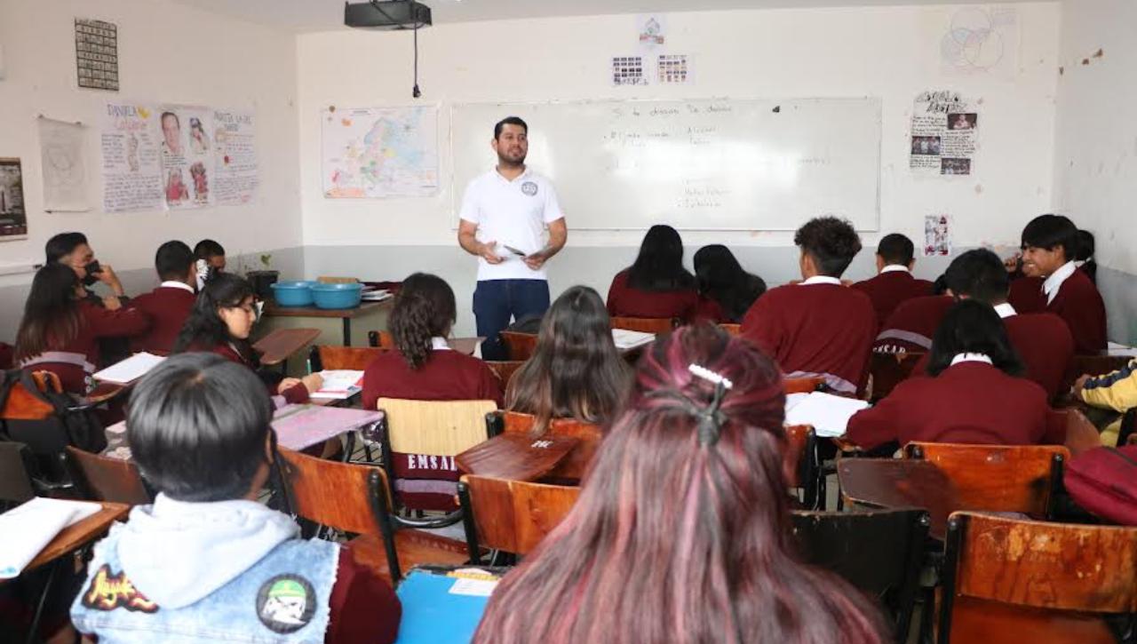 Alumnos de bachillerato en Puebla regresan a clases el 3 de enero