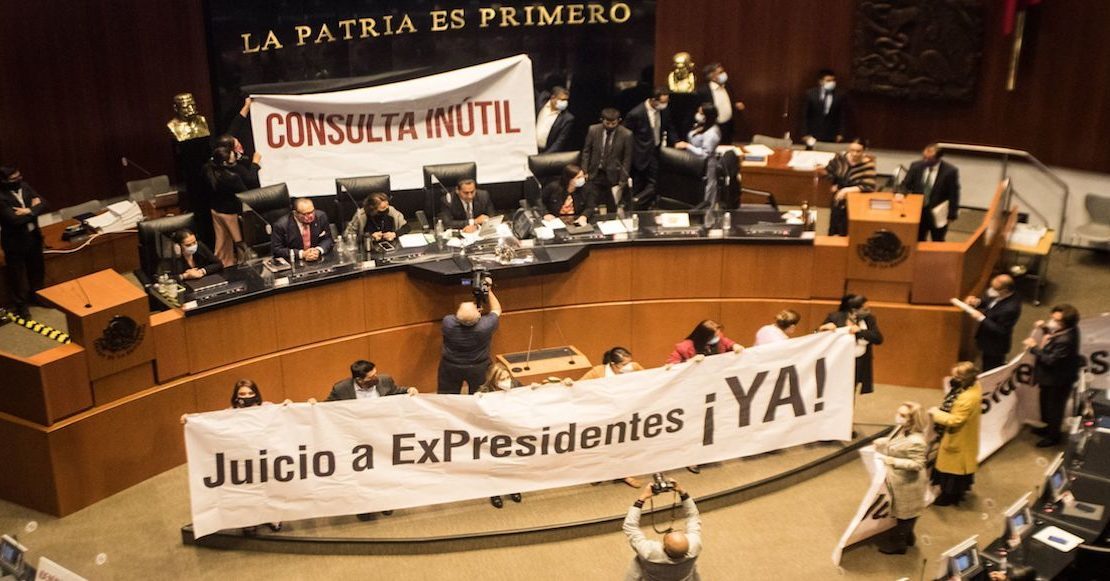 Senado aprueba consulta popular para juicio a expresidentes