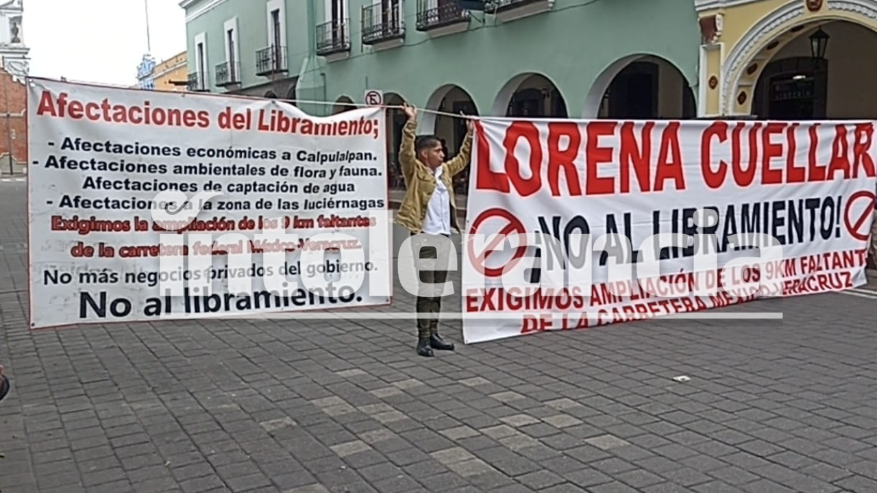Vecinos de Calpulalpan bloquean Centro Histórico de Tlaxcala capital
