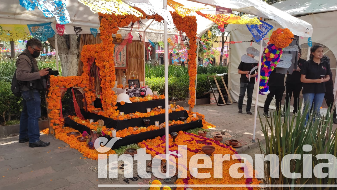 Ofrendas por Día de Muertos en Tlaxcala, tradición con precios elevados